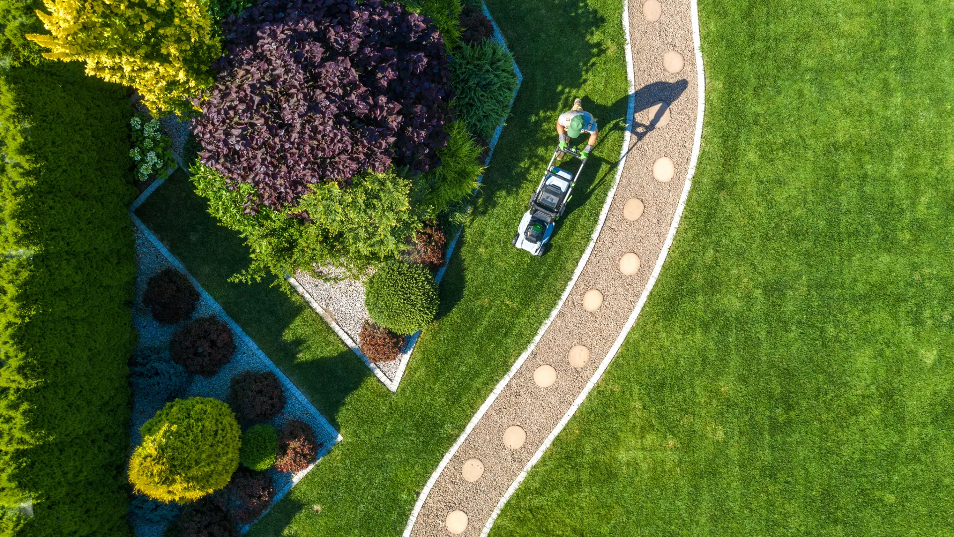 Featured image for “U.S. Lawns Franchise Overview: A Commercial, Contract Driven Lawn Care Model”